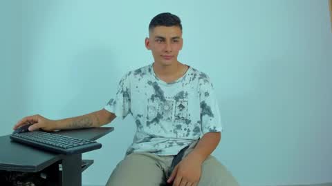 MAX     online show from May 2026 04:07:02 AM
