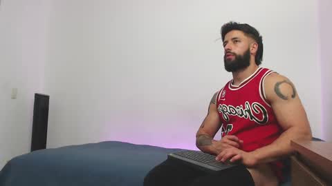 max_xl_ online show from April 2026 01:42:02 AM