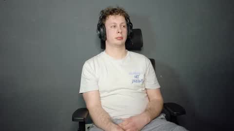 Snapshot of maxboner94 chatting on February 2026 05:01:01 PM maxboner94 online show from February 2026 05:01:01 PM