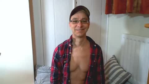 Snapshot of maxdavies chatting on January 2025 11:13:02 AM Max Davies online show from January 2025 11:13:02 AM