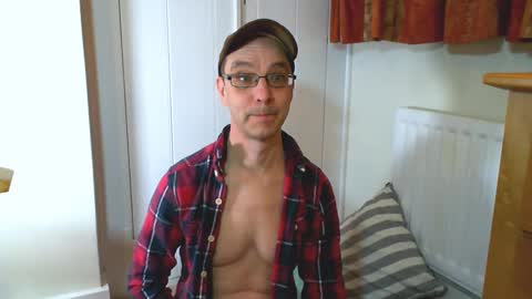 Snapshot of maxdavies chatting on February 2025 06:13:02 PM Max Davies online show from February 2025 06:13:02 PM