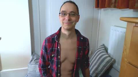 Snapshot of maxdavies chatting on February 2026 10:52:02 AM Max Davies online show from February 2026 10:52:02 AM