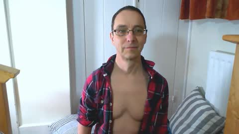 Snapshot of maxdavies chatting on February 2026 06:06:01 PM Max Davies online show from February 2026 06:06:01 PM