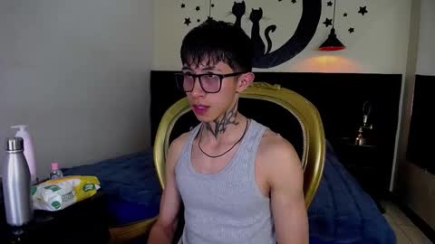 Snapshot of maxdominant_ chatting on September 2025 05:00:02 AM MaxDominant online show from September 2025 05:00:02 AM