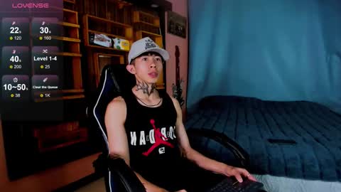 Snapshot of maxdominant_ chatting on September 2025 03:01:01 AM MaxDominant online show from September 2025 03:01:01 AM