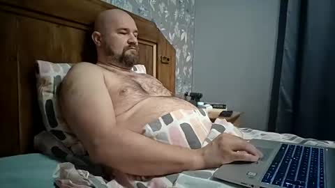 maxhunter online show from June 2026 06:01:01 AM