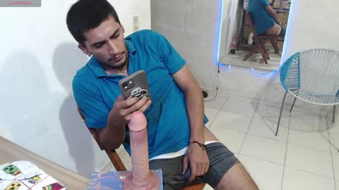 maxi dick online show from April 2026 04:01:01 AM