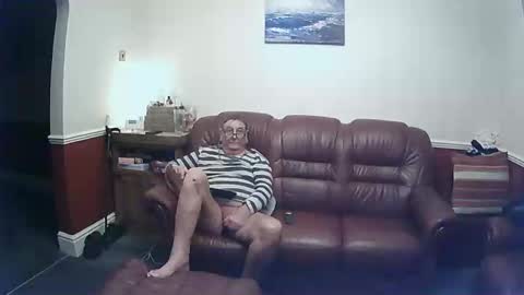 MAX online show from January 2025 12:18:01 AM