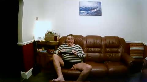 MAX online show from February 2025 12:09:01 AM