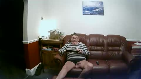 MAX online show from February 2025 09:48:01 PM