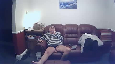 MAX online show from February 2025 09:48:01 PM