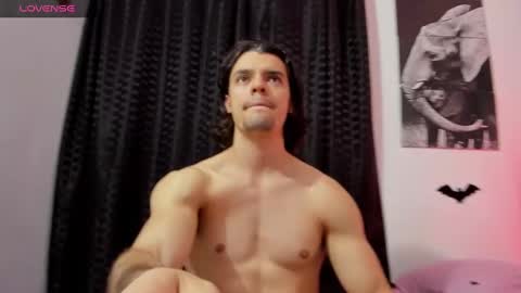 Snapshot of maxi_styles chatting on December 2024 02:58:02 AM Alex online show from December 2024 02:58:02 AM