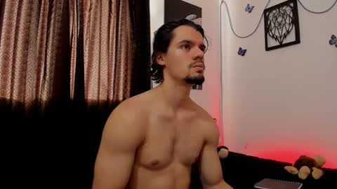 Snapshot of maxi_styles chatting on January 2025 07:24:01 PM Alex online show from January 2025 07:24:01 PM