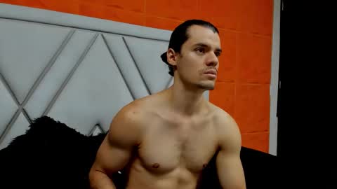 Snapshot of maxi_styles chatting on February 2026 01:17:01 PM Alex online show from February 2026 01:17:01 PM