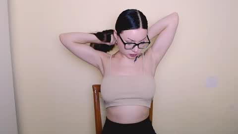 Joanna online show from November 2025 02:50:01 PM