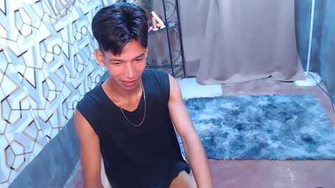 Reyn online show from February 2025 11:05:01 PM