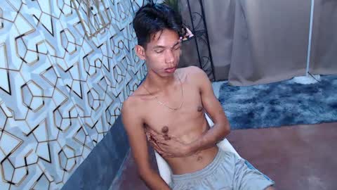 Reyn online show from February 2025 12:25:02 PM