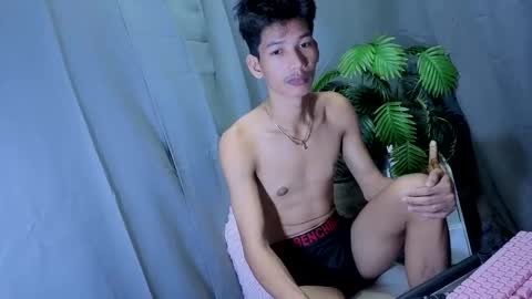 Reyn online show from October 2025 06:36:01 AM