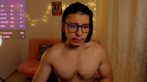 Snapshot of maxifit_ chatting on January 2025 09:05:01 AM Mikael online show from January 2025 09:05:01 AM