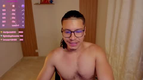 Snapshot of maxifit_ chatting on January 2025 09:44:02 AM Mikael online show from January 2025 09:44:02 AM