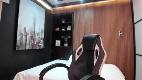 Maxi online show from June 2026 12:08:02 AM