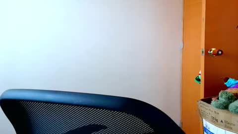 maximiliano_coot online show from February 2026 05:42:01 PM