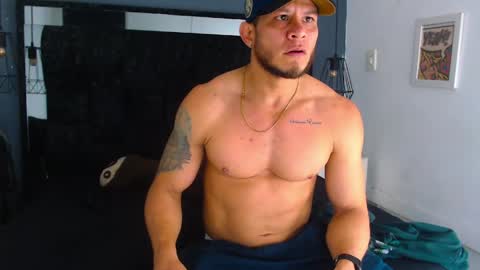 Maximiliano online show from June 2026 01:28:02 AM