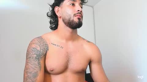 Snapshot of maximo004 chatting on December 2025 06:02:01 PM Maximo online show from December 2025 06:02:01 PM