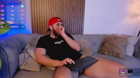 Maximo Wolf online show from May 2026 08:48:02 PM