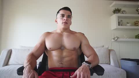 Sebastian online show from October 2025 07:26:01 PM