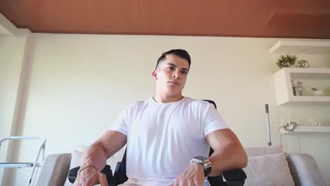 Sebastian online show from October 2025 08:49:02 PM