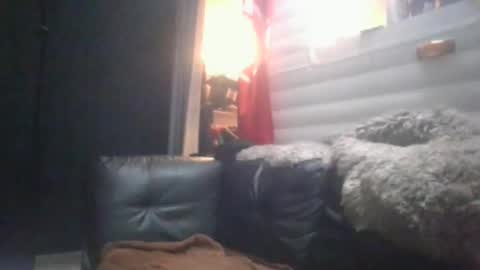 Max online show from November 2025 09:16:02 PM