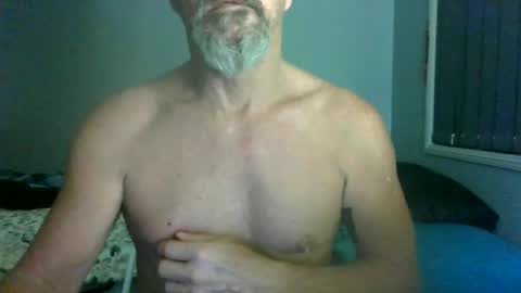 Snapshot of maximus_oreally chatting on June 2026 04:18:02 AM Max online show from June 2026 04:18:02 AM