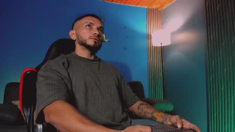 Snapshot of maximusclark chatting on January 2026 02:58:02 AM Maximus Clark online show from January 2026 02:58:02 AM