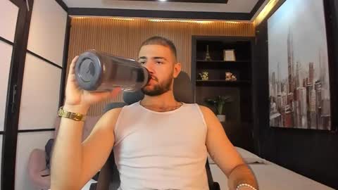 Snapshot of maximusclark1_ chatting on February 2026 01:55:01 PM Maximus online show from February 2026 01:55:01 PM