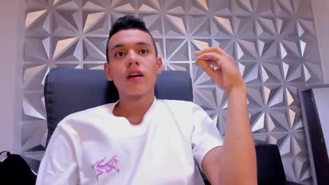 Snapshot of maximuss_19 chatting on December 2024 07:15:02 PM Maximus online show from December 2024 07:15:02 PM