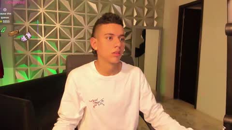 Snapshot of maximuss_19 chatting on February 2025 01:32:01 PM Maximus online show from February 2025 01:32:01 PM