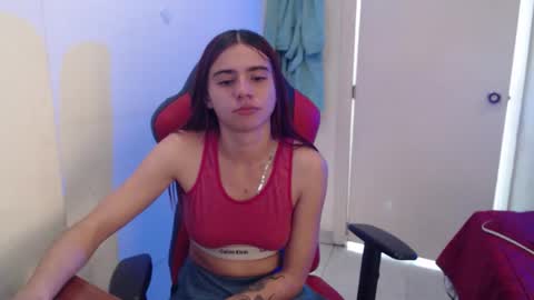 maxinesex_ online show from May 2026 02:10:01 PM