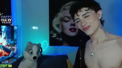 Snapshot of maxiy_001 chatting on January 2025 08:06:01 AM Max online show from January 2025 08:06:01 AM