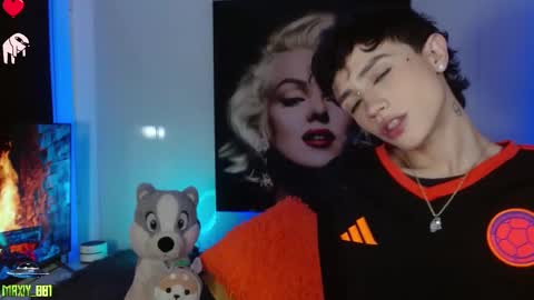 Snapshot of maxiy_001 chatting on January 2025 05:34:02 AM Max online show from January 2025 05:34:02 AM