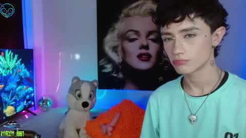 Snapshot of maxiy_001 chatting on March 2025 08:34:01 AM Max online show from March 2025 08:34:01 AM