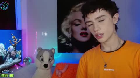 Snapshot of maxiy_001 chatting on March 2025 05:22:02 AM Max online show from March 2025 05:22:02 AM