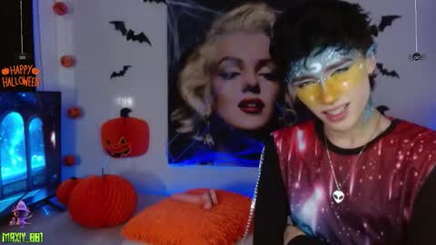 Snapshot of maxiy_001 chatting on October 2025 06:55:02 AM Max online show from October 2025 06:55:02 AM