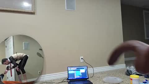 Snapshot of maxjr8008 chatting on December 2024 07:22:01 AM maxjr8008 online show from December 2024 07:22:01 AM