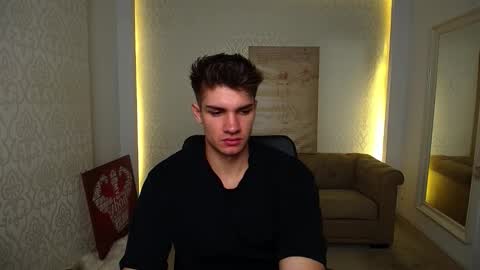 MaxKaiden online show from October 2025 04:30:01 AM