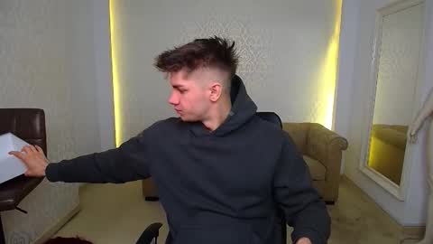 Snapshot of maxkaiden chatting on February 2026 05:49:01 AM MaxKaiden online show from February 2026 05:49:01 AM