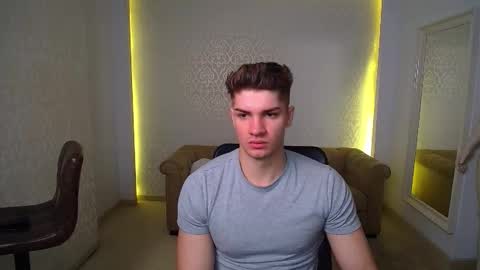 Snapshot of maxkaiden chatting on February 2026 05:45:01 AM MaxKaiden online show from February 2026 05:45:01 AM