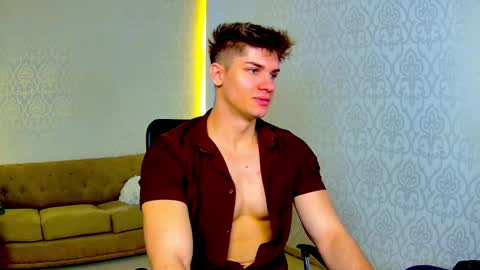 Snapshot of maxkaiden chatting on February 2026 06:18:02 AM MaxKaiden online show from February 2026 06:18:02 AM