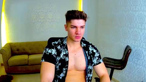 Snapshot of maxkaiden chatting on February 2026 06:19:02 AM MaxKaiden online show from February 2026 06:19:02 AM