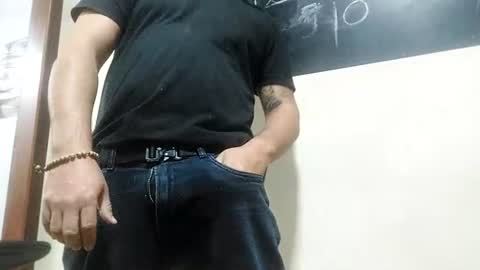 Max Massa online show from June 2026 08:52:02 PM